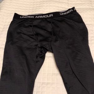 Under Armour Heavyweight Base Layer Pants.